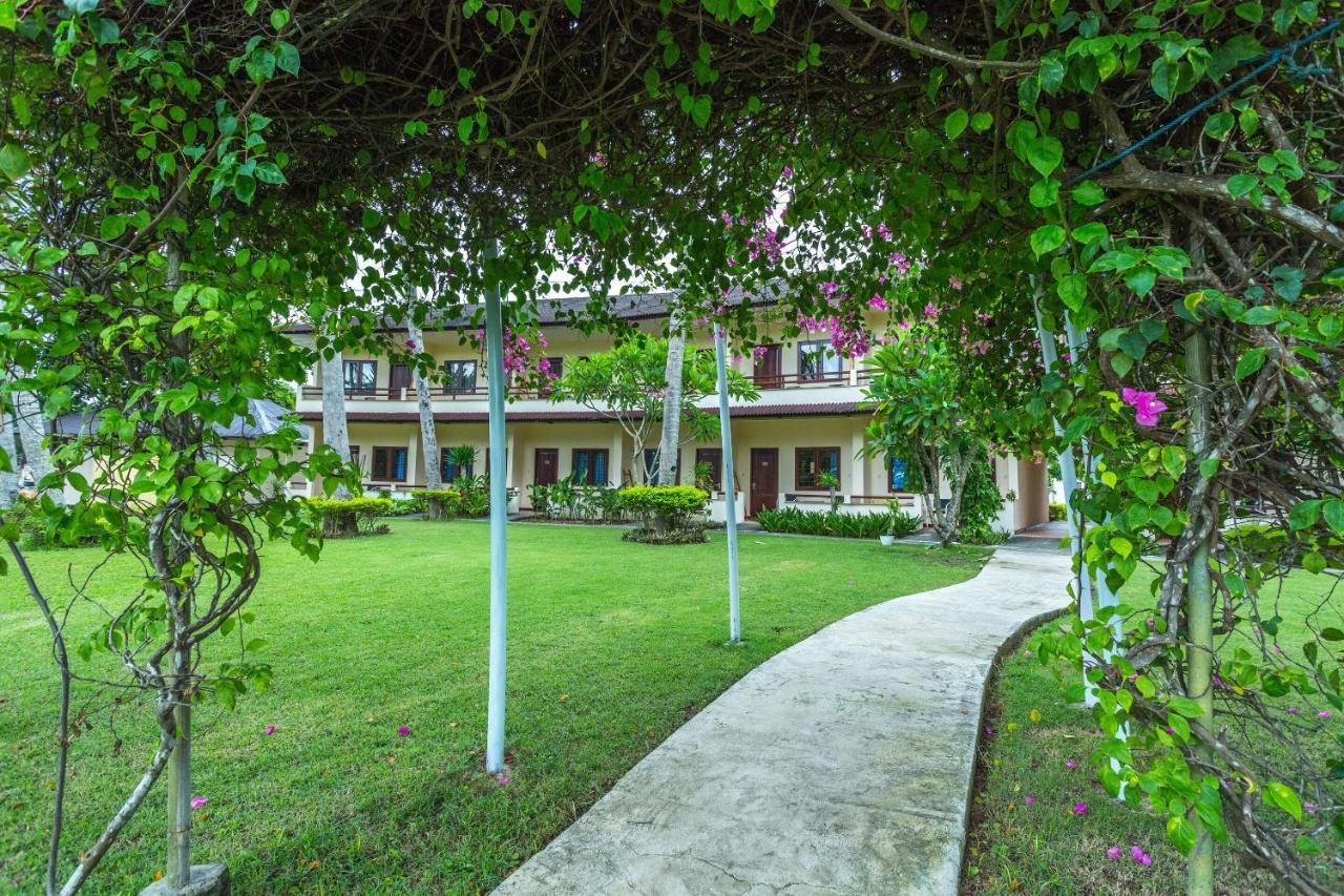 Hotel Capital O 2796 Medana Bay Marina Tanjung  Exterior foto